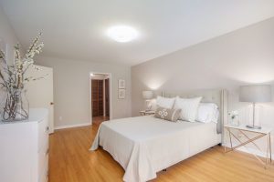 master bedroom towards bathrooom (1)